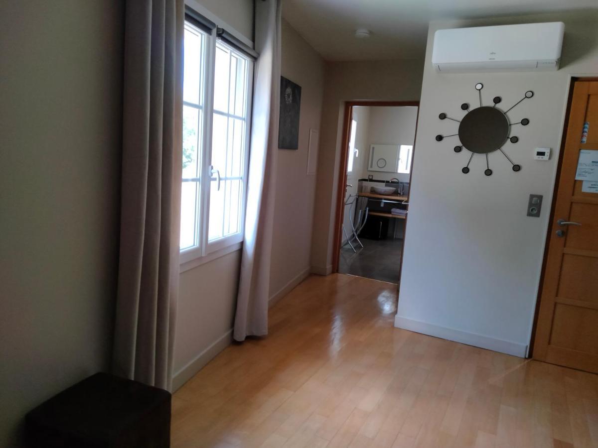 Bed and Breakfast Au Saint-Amand Poissons Экстерьер фото